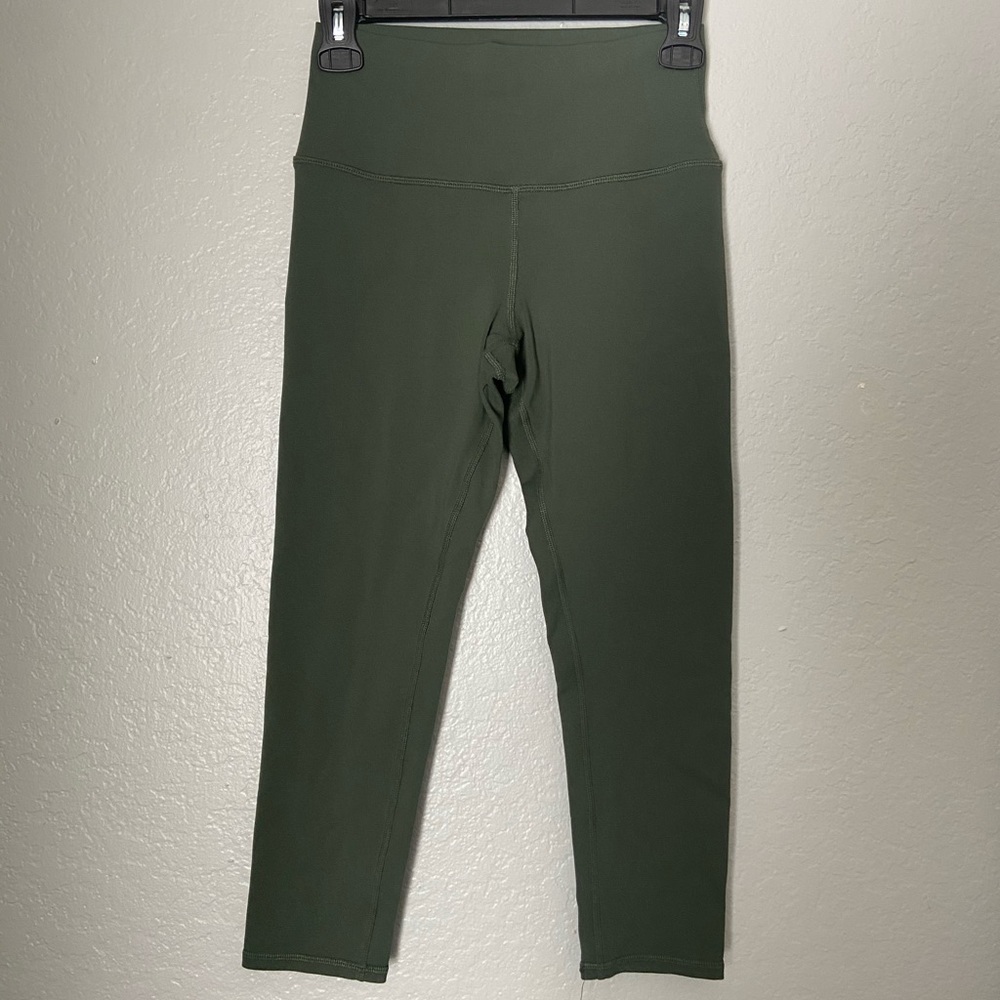 Women’s Alo Leggings